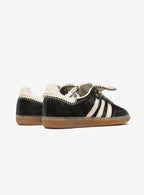 Adidas Samba Pony Tonal in elegantem Schwarz von Wales Bonner. 3