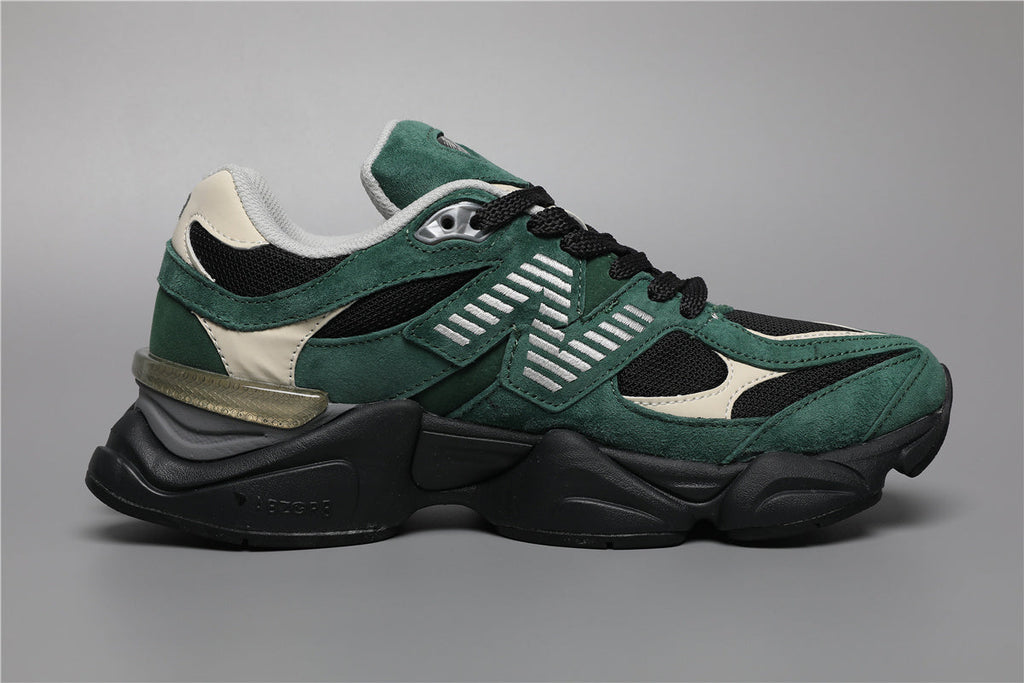 New Balance 9060 Grün Weiß Sneakers für stilvolle Abenteuer.