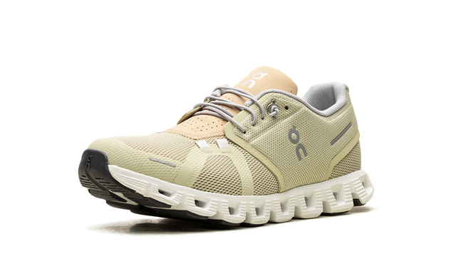 On Running Cloud 5 WMNS Sneaker in Haze und Sand für Damen. 4