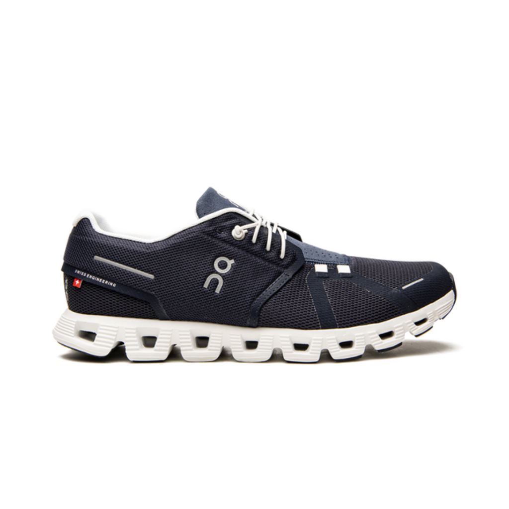 On Running Cloud 5 Sneaker in modernem Design