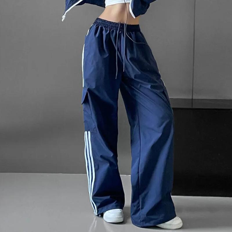 Bequeme Cargo Trackpants für Frauen in verschiedenen Farben. 2