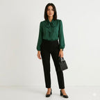 Elegante Krawattenbluse mit Satin-Finish für Frauen