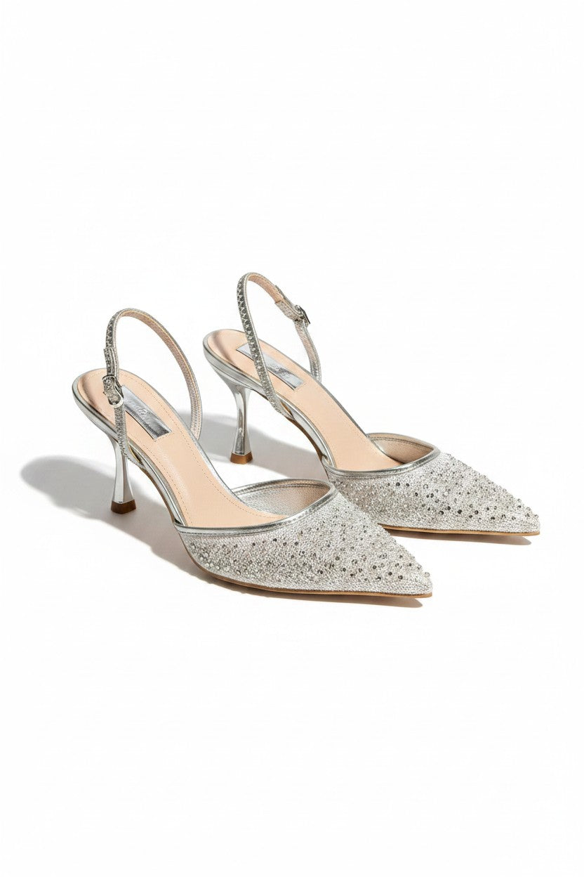 Glitzernde himmlische Slingback-Absätze in Gold mit zartem Spitzenüberzug. 4