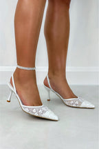 Glitzernde Luna Petal Slingback Heels in Weiß, elegant und stilvoll. 3