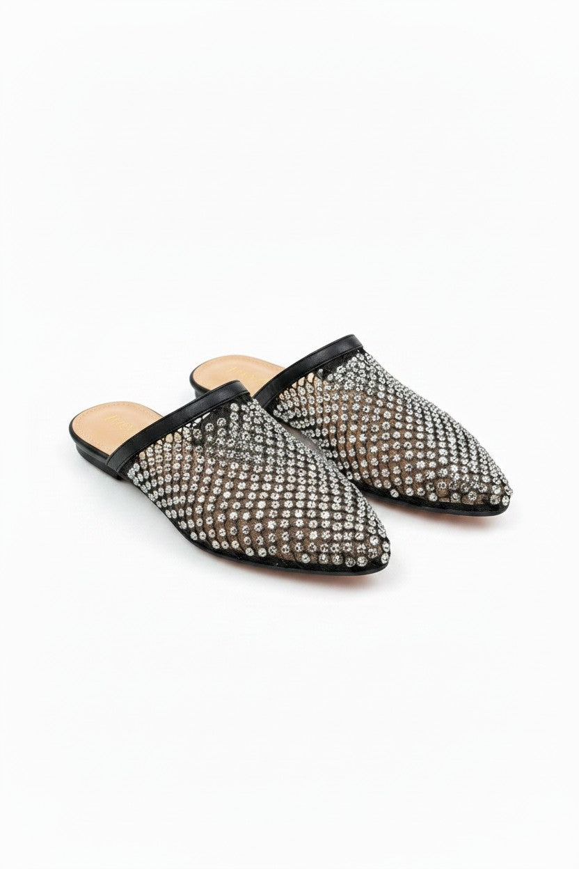 Glitzernde Prism Glow Mule Sliders in Schwarz mit kristallverzierter Mesh-Oberfläche. 3