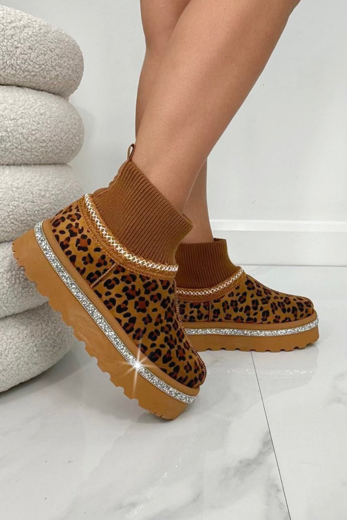 Glitzernde Stretch Sock Warmer Mini Snugg Slipper Boots in Leopardenmuster 3