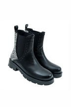 Elegante schwarze Chelsea Stiefel mit Kristallrücken. 7