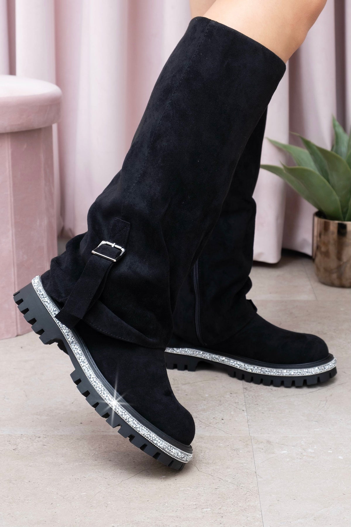 Kristallverzierte Wild Obsession Kniestrümpfe in Schwarz für mutige Auftritte. 4