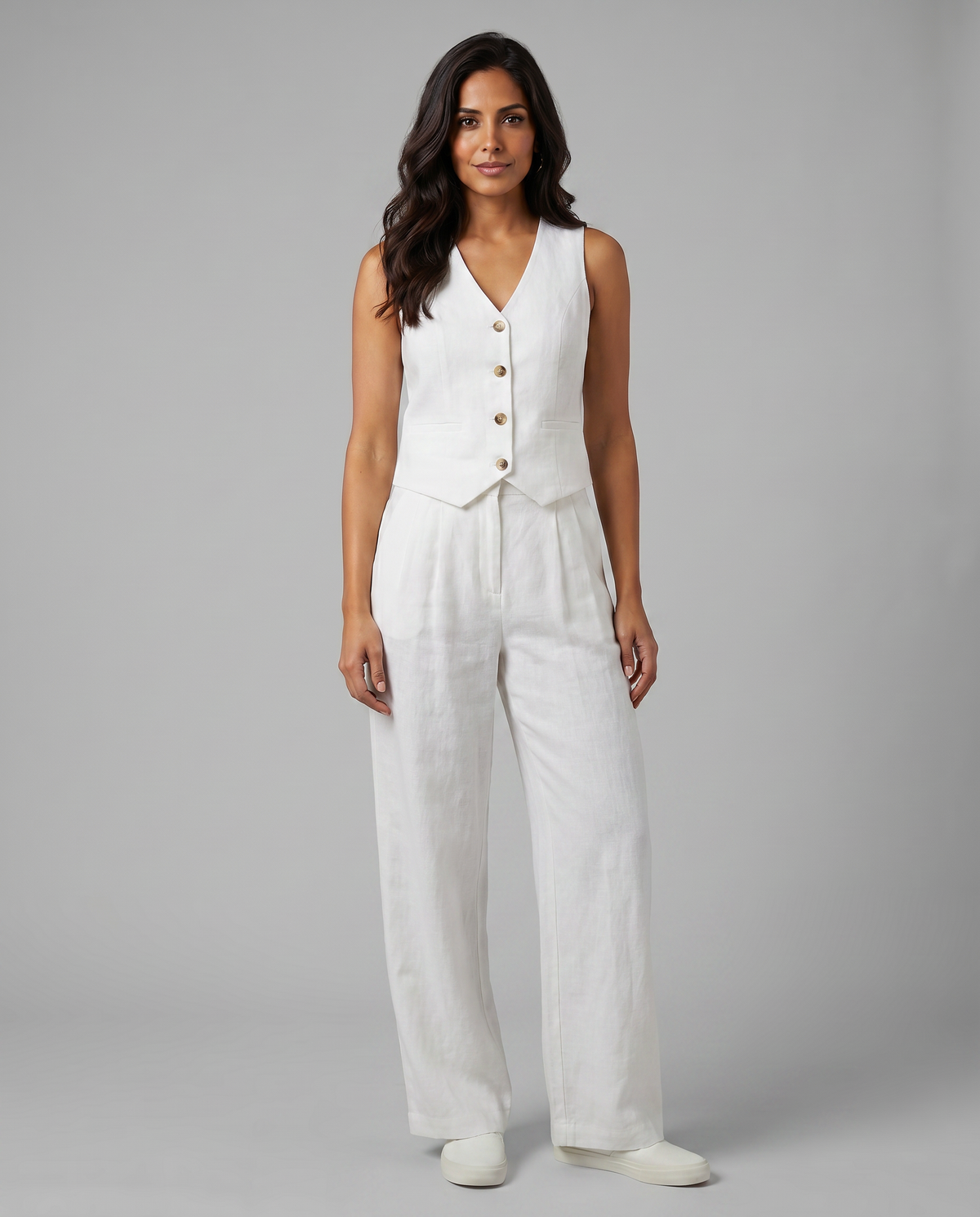 Elegantes Leinen Co-Ord Set für Frauen mit Weste und weit geschnittenen Hosen. 10