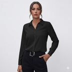 Elegante Bürobluse für Frauen mit minimalistischem Design und V-Ausschnitt.