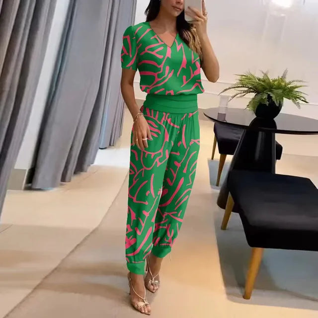 Elegantes Riviera Breeze Co-Ord Set für Frauen in verschiedenen Größen und Farben. 3