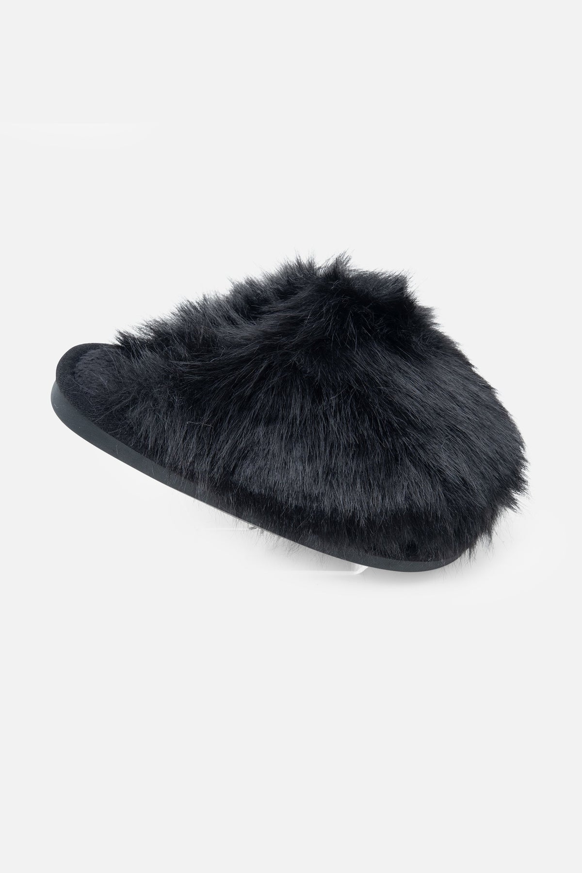 Flauschige schwarze Hausschuhe für gemütliche Tage zu Hause. 5