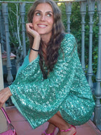 GlamourWear Pailletten-Kleid mit V-Ausschnitt und Glockenärmeln — Image 5